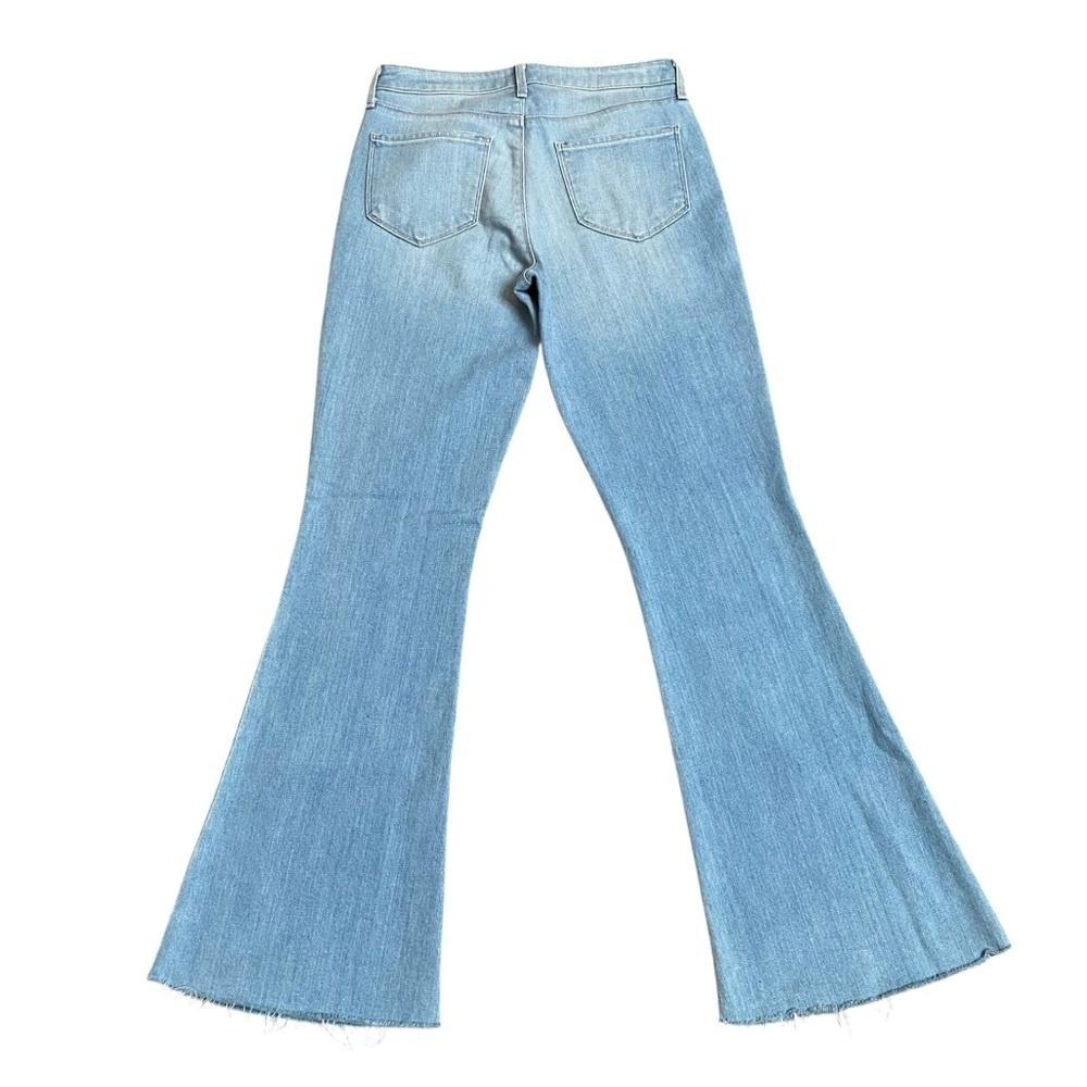 L’AGENCE Sera High Rise Flare Jeans 27 Blue Cloud Light Wash Raw Hem - Picture 10 of 15